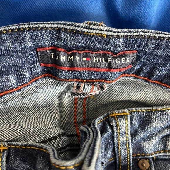 ⭐️ Tommy Hilfiger skinny jeans - size 6 - Picture 2 of 7